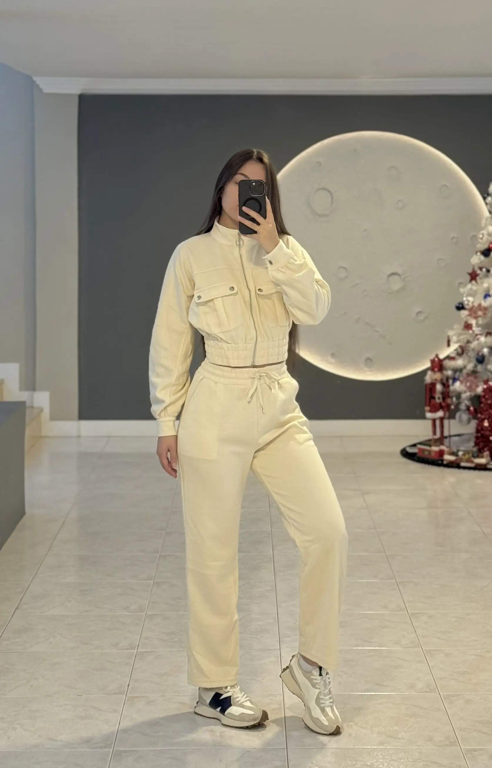 Set con Cierre y Chapas en Bolsillos