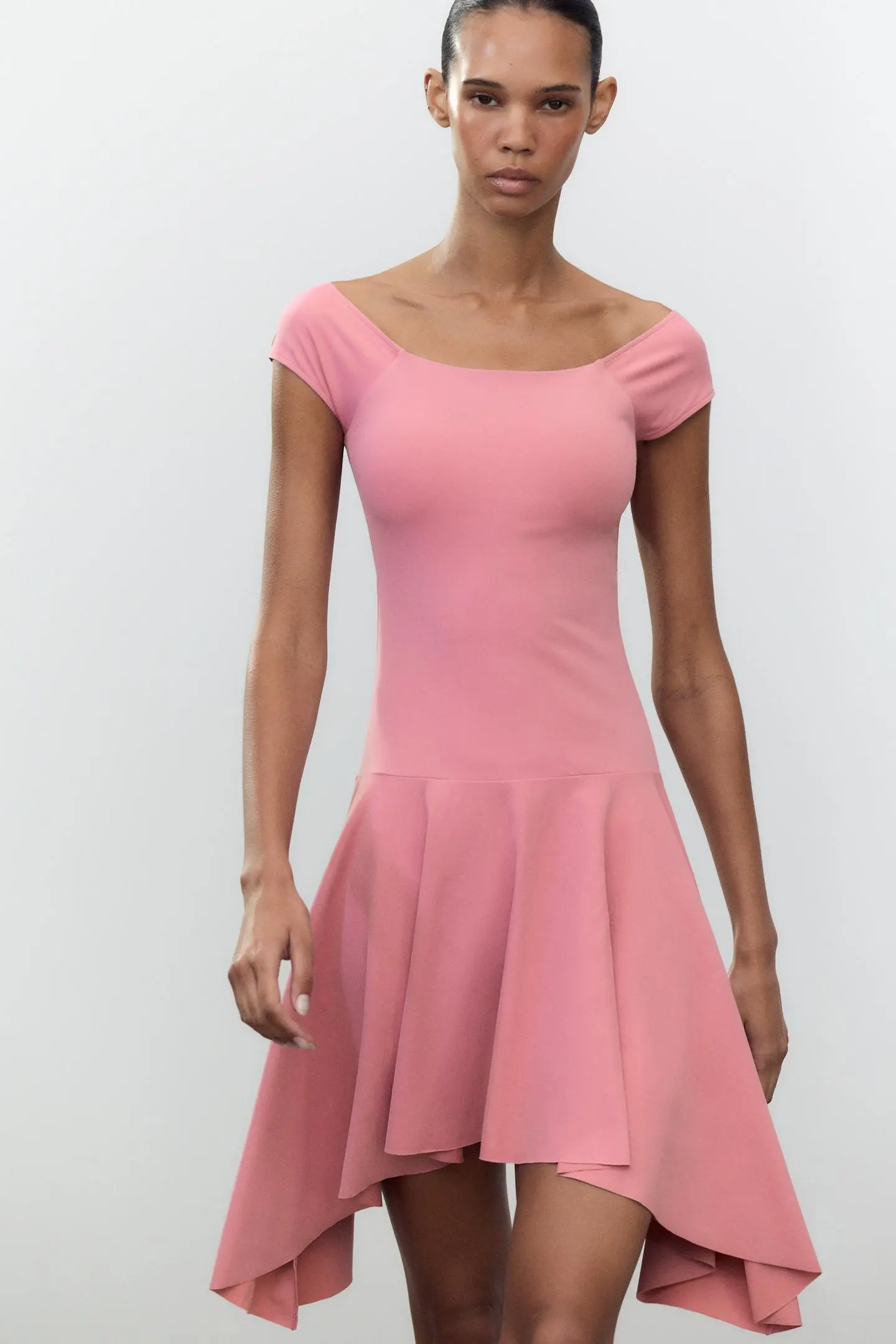 Vestido Poliamida Bajo Asimétrico